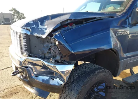 2004 Ford Excursion Xls/Xlt from USA, damaged, VIN 1FMSU41P04EA22407